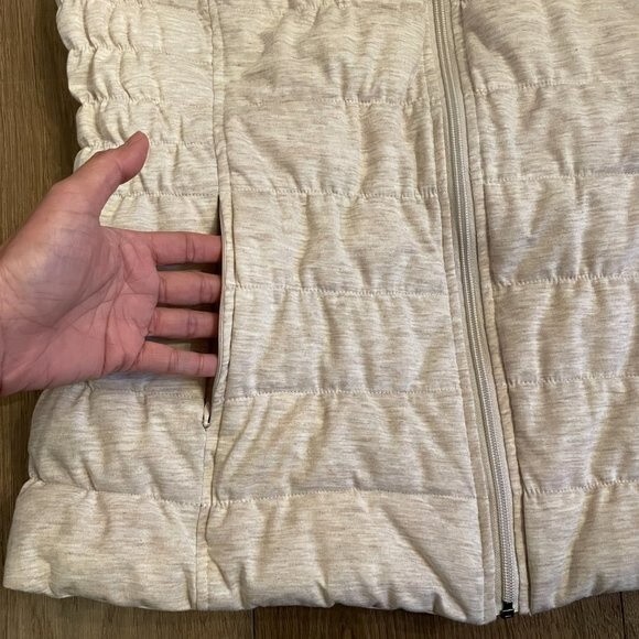 EUC Comfy Be Boundless Puffer Women’s Down Vests / Jackets / Coats (Size L) - Picture 9 of 11